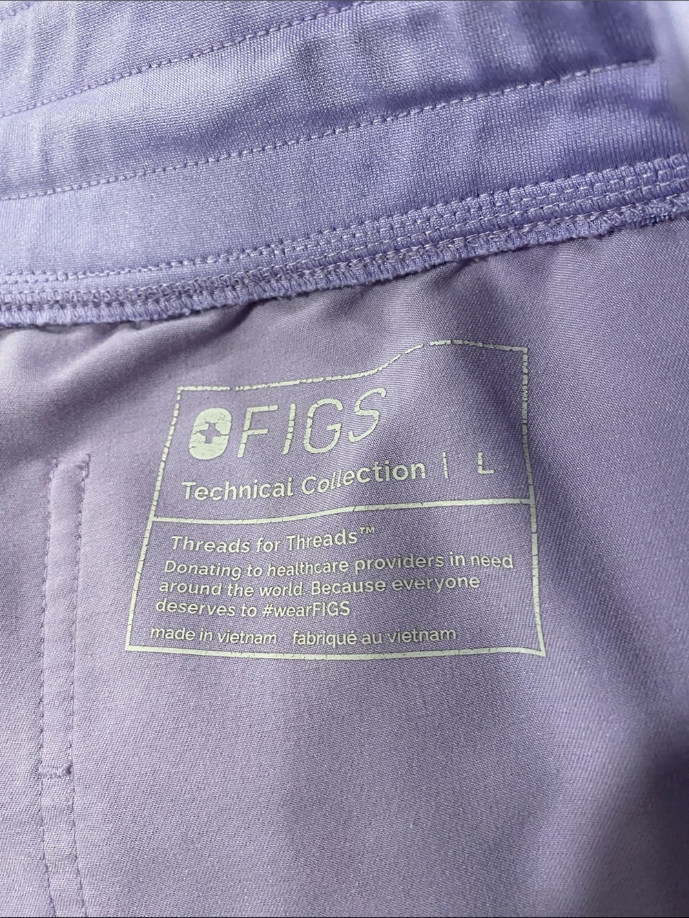 Figs Lavender Dew Women's jogger scrubs - Picture 3 of 4
